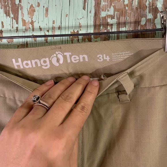 Men’s Hang Ten tan shorts size 34” - Picture 3 of 6